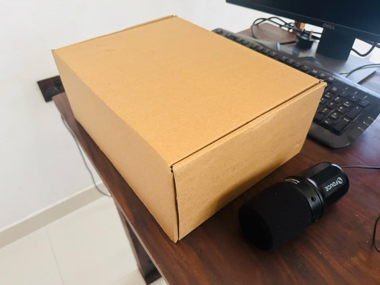 FDUCE SL40 Dynamic Podcast Microphone (USB/XLR) – Studio Audio for Streaming & Gaming 11